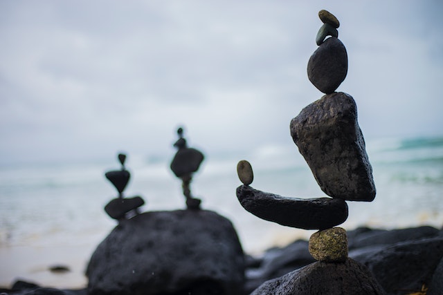 Image of rocks balanced